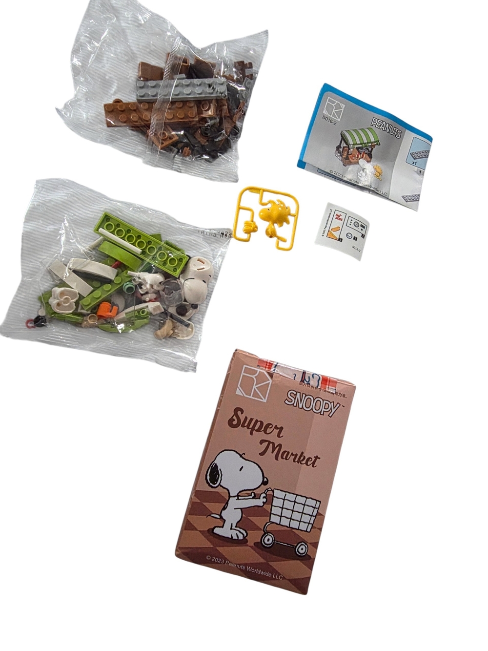 Snoopy Super Market Bricks Blind Box - Confirmed Deli Area